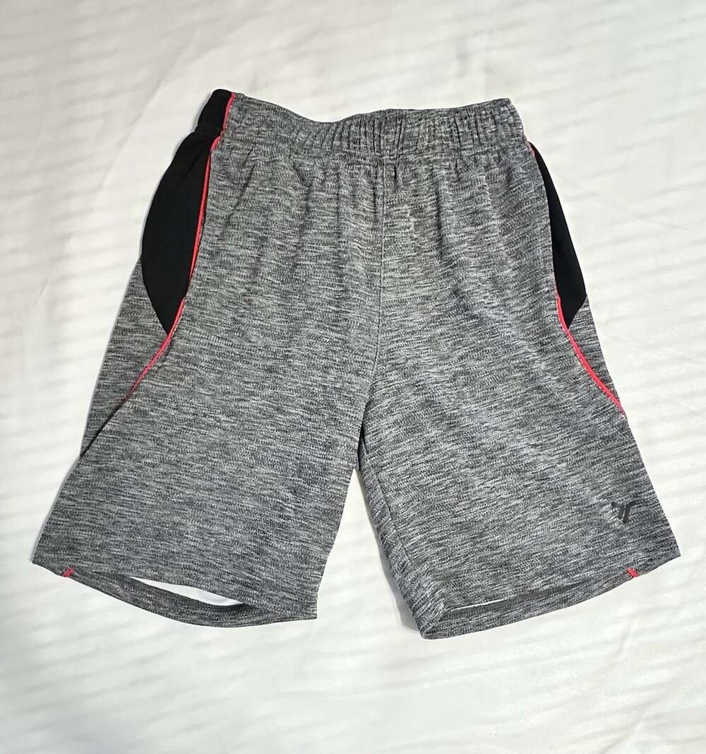 Old Navy Active Go-Dry Boys Gray & Black Athletic Shorts Medium 8